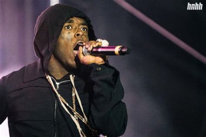 Lil Uzi Vert Debuts New Look, Announces Return Of "Evil Uzi" ·