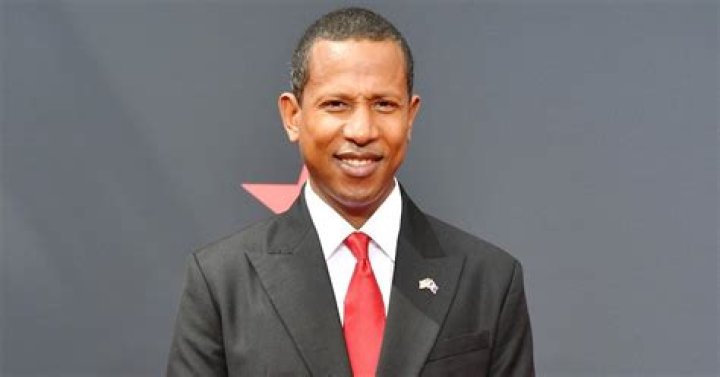 Shyne Barrow and Rappers Family Life, Wife Catherine Barrow With Kids |
